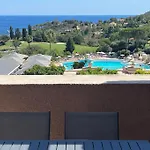 Апартаменты Cap One, Au Coeur De Cap Esterel Vue & Piscines - Acces Piscines Et Parking Couvert Inclus Сен-Рафаэль