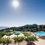 Апартаменты Cap One, Au Coeur De Cap Esterel Vue & Piscines - Acces Piscines Et Parking Couvert Inclus *