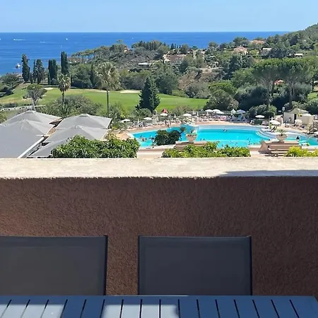 Appartement Cap One, Au Coeur De Cap Esterel Vue & Piscines - Acces Piscines Et Parking Couvert Inclus Saint-Raphaël